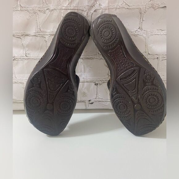 Brown Leather women’s Born Sandals - Picture 6 of 9